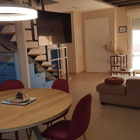 Superbe Avec Piscine En Résidence à - Fr-1-472-151 Casa vacanze *