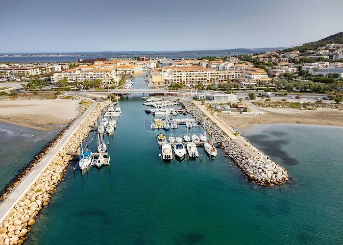 Superbe villa avec piscine en résidence à Sète - FR-1-472-151 Hébergement de vacances *