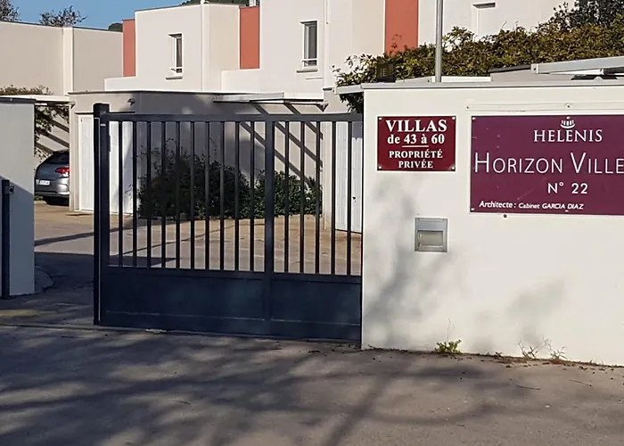 Superbe villa avec piscine en résidence à Sète - FR-1-472-151 Hébergement de vacances *